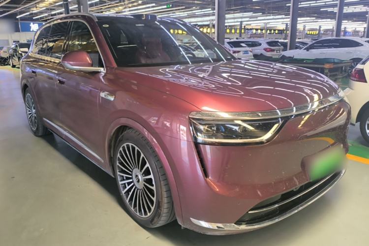 Used Hima AITO M8 2025 Extended-Range Ultra Version 53.4 kWh 5-Seater Edition Front Right 45 Deg