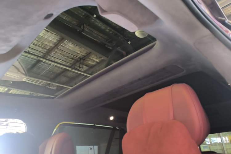 Used Hima AITO M8 2025 Extended-Range Ultra Version 53.4 kWh 5-Seater Edition Headliner