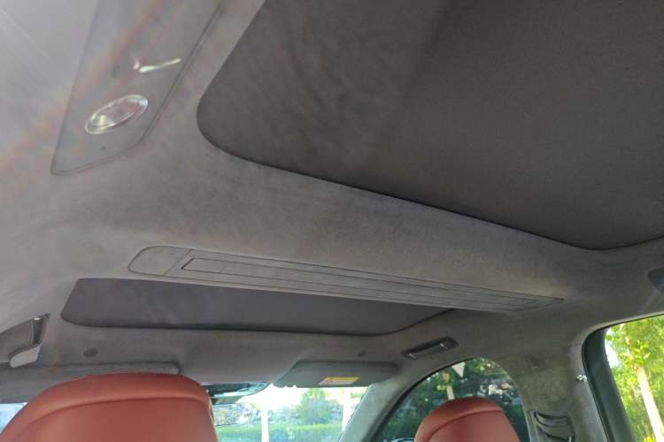 Used Hima AITO M8 2025 Extended-Range Ultra Version 53.4 kWh 6-Seater Edition Headliner