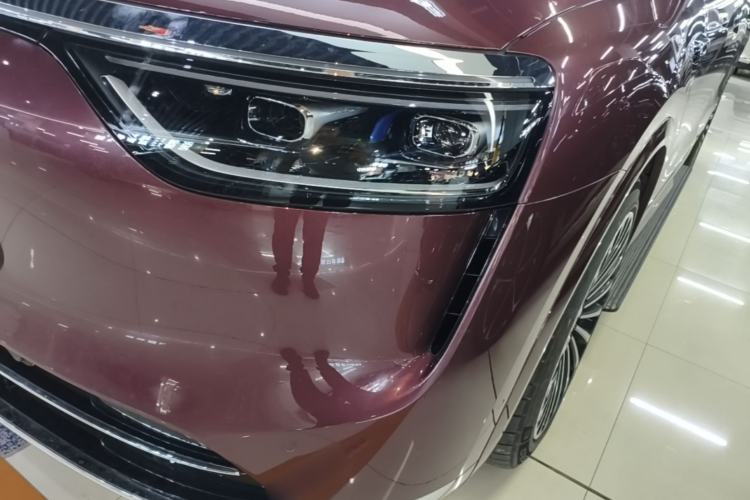 Used Hima AITO M8 2025 Extended-Range Ultra Version 53.4 kWh 5-Seater Edition Left Front Headlight