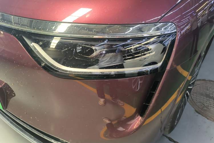Used Hima AITO M8 2025 Extended-Range Ultra Version 53.4 kWh 5-Seater Edition Left Front Headlight