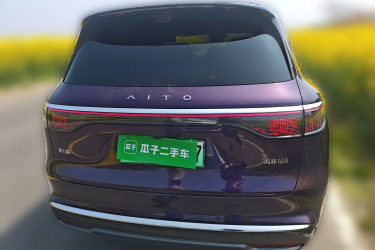Used Hima AITO M8 2025 Extended-Range Max+ Version 53.4 kWh 6-Seater Edition Rear