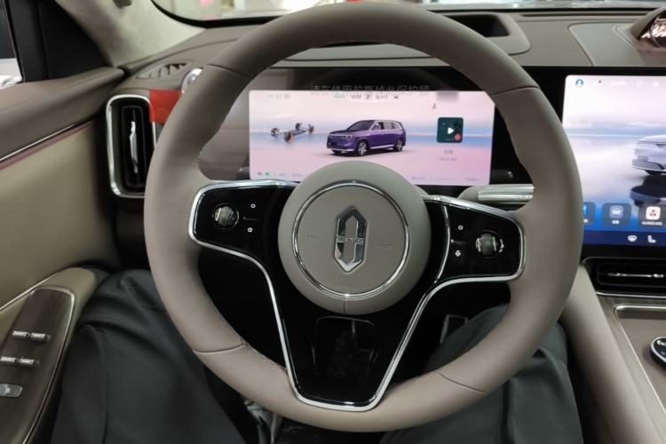 Used Hima AITO M8 2025 Model, Pure Electric Max+ Six-Seat Long-Range Version Steering Wheel