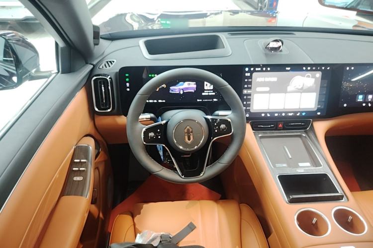 Used Hima AITO M8 2025 Model Pure Electric Max+ Five-Seater All-Wheel-Drive (896-line LiDAR) Steering Wheel