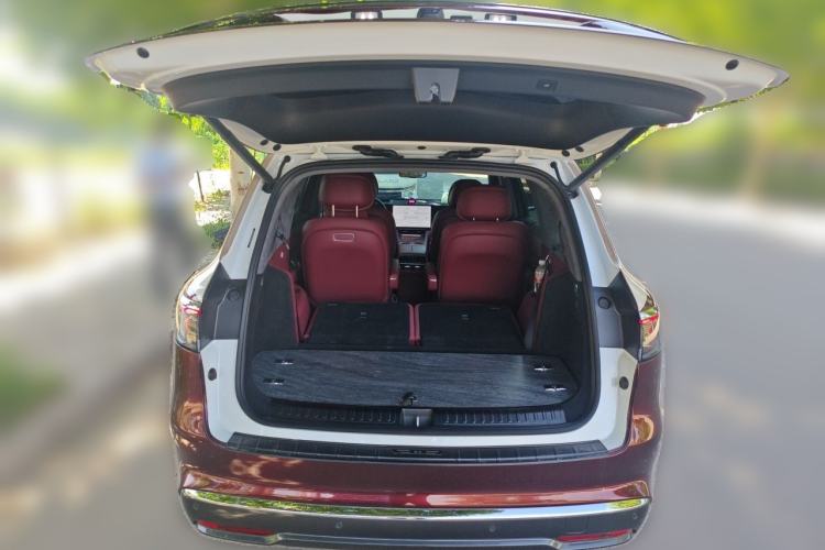 Used Hima AITO M8 2025 Extended-Range Ultra Version 53.4 kWh 6-Seater Edition Trunk