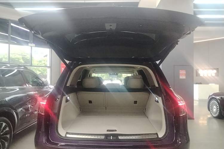 Used Hima AITO M8 2025 Extended-Range Max+ Version 53.4 kWh 5-Seater Edition Trunk