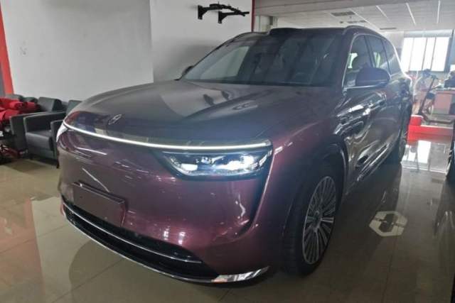 Używany Hima AITO M8 2025 Extended-Range Ultra Version 53.4 kWh 5-Seater Edition