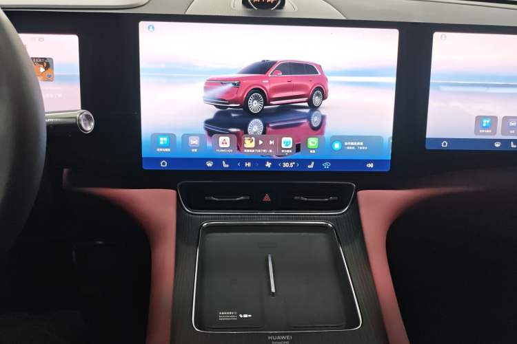 Used Hima AITO M8 2025 Extended-Range Ultra Version 53.4 kWh 5-Seater Edition Audio And AC Panel