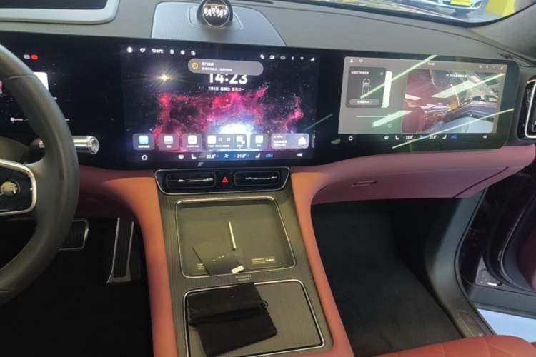 Used Hima AITO M8 2025 Extended-Range Ultra Version 53.4 kWh 5-Seater Edition Audio And AC Panel