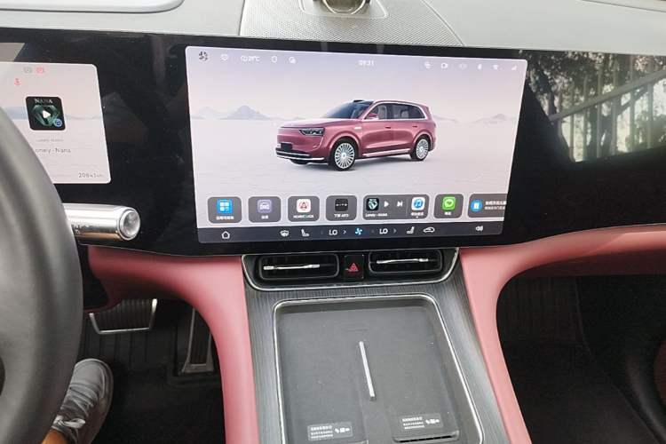 Used Hima AITO M8 2025 Extended-Range Ultra Version 53.4 kWh 5-Seater Edition Audio And AC Panel