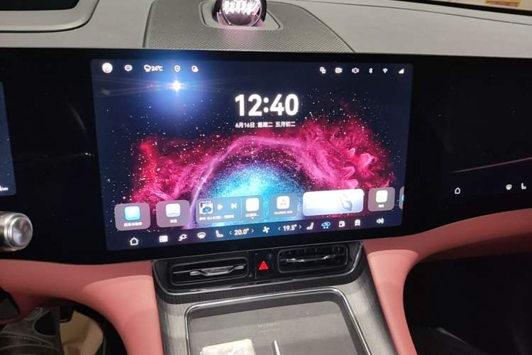 Used Hima AITO M8 2025 Extended-Range Ultra Version 53.4 kWh 5-Seater Edition Audio And AC Panel