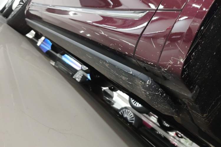 Used Hima AITO M8 2025 Extended-Range Ultra Version 53.4 kWh 5-Seater Edition Chassis Front Right