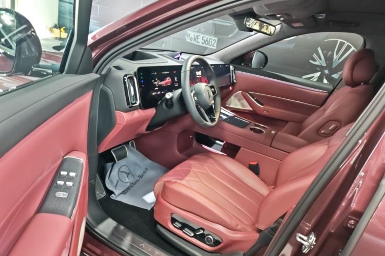 Used Hima AITO M8 2025 Extended-Range Max+ Version 53.4 kWh 6-Seater Edition Driver Seat