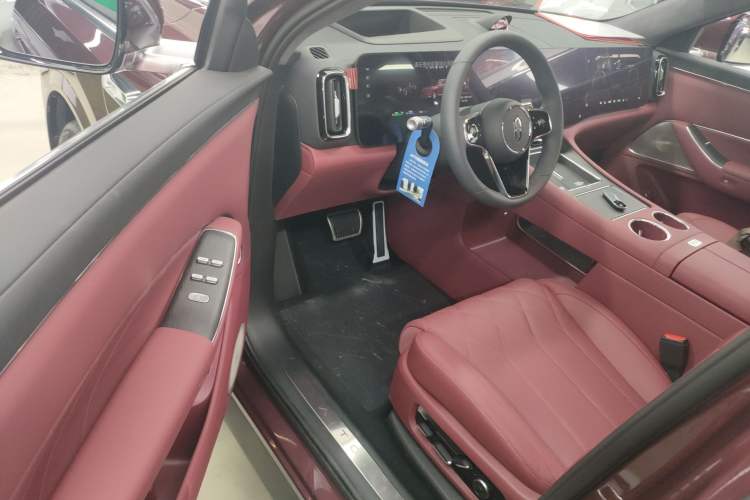 Used Hima AITO M8 2025 Extended-Range Max+ Version 53.4 kWh 5-Seater Edition Driver Seat