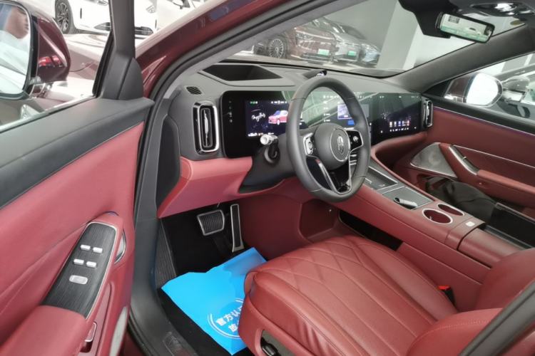 Used Hima AITO M8 2025 Extended-Range Ultra Version 53.4 kWh 6-Seater Edition Driver Seat