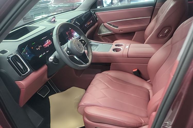 Used Hima AITO M8 2025 Extended-Range Ultra Version 53.4 kWh 5-Seater Edition Driver Seat