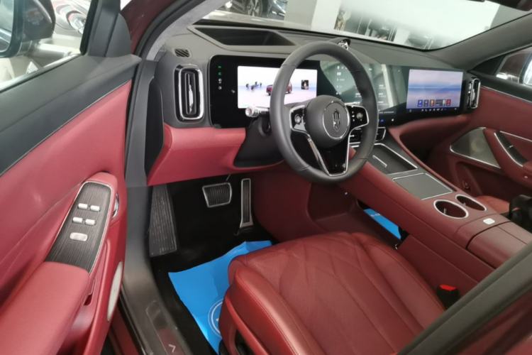 Used Hima AITO M8 2025 Extended-Range Ultra Version 53.4 kWh 5-Seater Edition Driver Seat