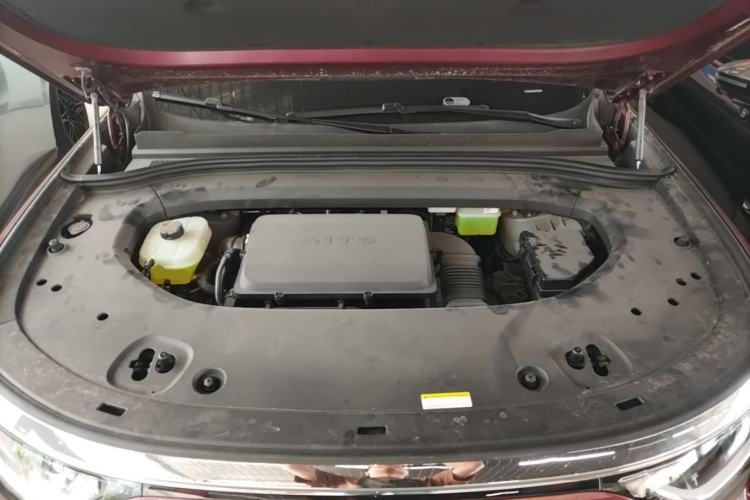 Used Hima AITO M8 2025 Extended-Range Ultra Version 53.4 kWh 5-Seater Edition Engine Bay