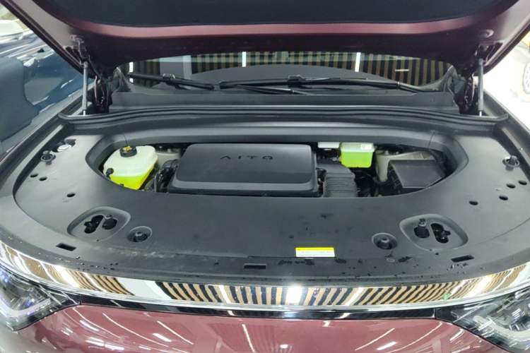 Used Hima AITO M8 2025 Extended-Range Ultra Version 53.4 kWh 5-Seater Edition Engine Bay