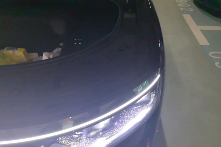 Used Hima AITO M8 2025 Model, Pure Electric Max+ Six-Seat Long-Range Version Engine Bay Left
