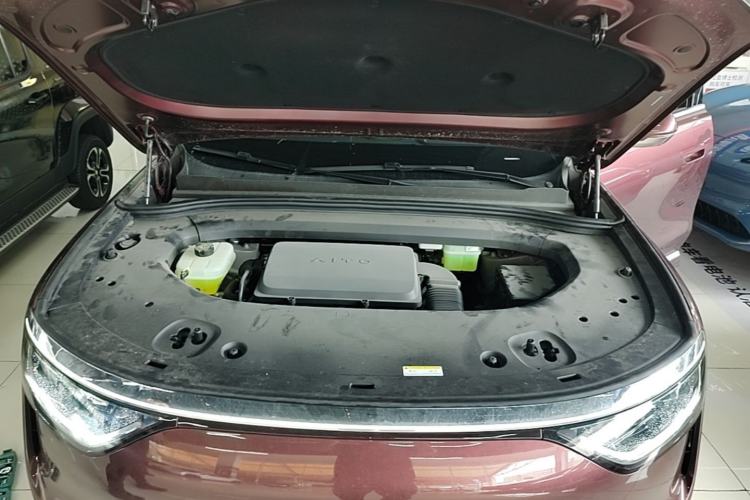 Used Hima AITO M8 2025 Extended-Range Ultra Version 53.4 kWh 5-Seater Edition Engine Bay