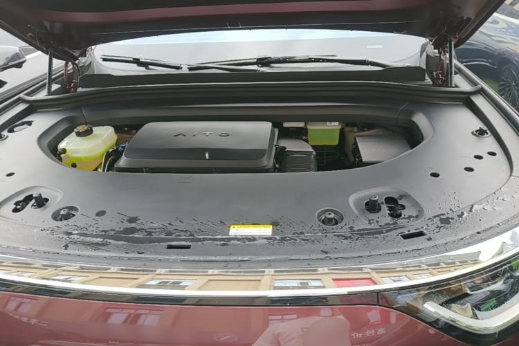 Used Hima AITO M8 2025 Extended-Range Ultra Version 53.4 kWh 5-Seater Edition Engine Bay