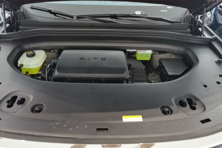 Used Hima AITO M8 2025 Extended-Range Ultra Version 53.4 kWh 5-Seater Edition Engine Bay