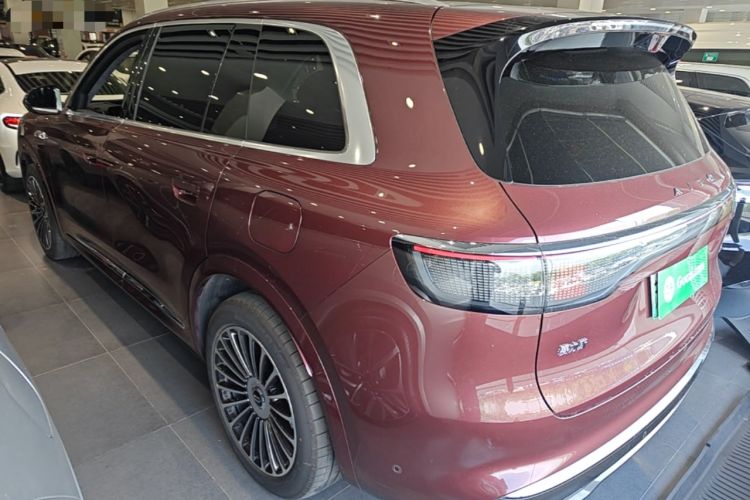 Used Hima AITO M8 2025 Extended-Range Ultra Version 53.4 kWh 5-Seater Edition Exterior 2