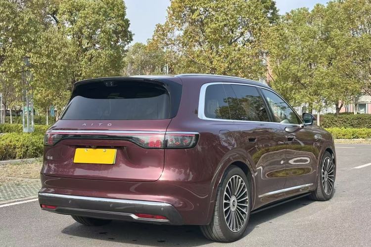 Used Hima AITO M8 2025 Extended-Range Ultra Version 53.4 kWh 5-Seater Edition Exterior 6