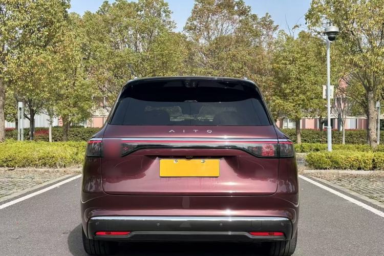 Used Hima AITO M8 2025 Extended-Range Ultra Version 53.4 kWh 5-Seater Edition Exterior 7