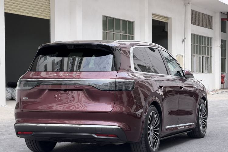 Used Hima AITO M8 2025 Extended-Range Ultra Version 53.4 kWh 5-Seater Edition Exterior 9