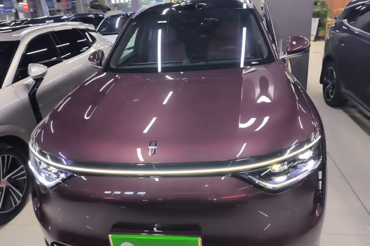 Used Hima AITO M8 2025 Extended-Range Ultra Version 53.4 kWh 5-Seater Edition Front