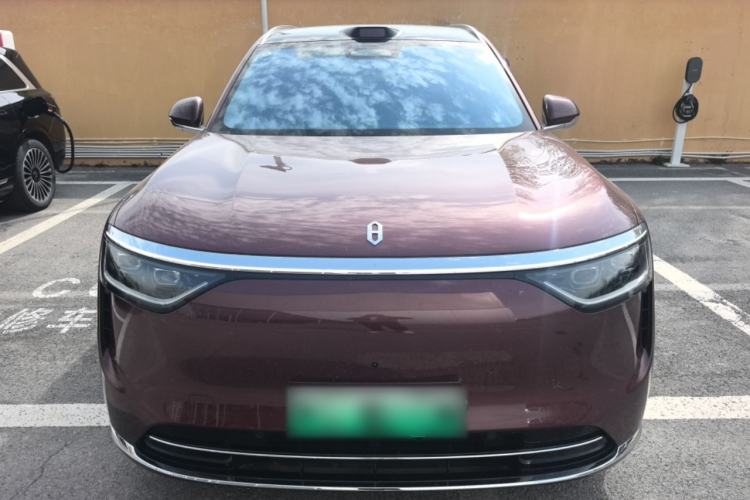 Used Hima AITO M8 2025 Extended-Range Ultra Version 53.4 kWh 5-Seater Edition Front