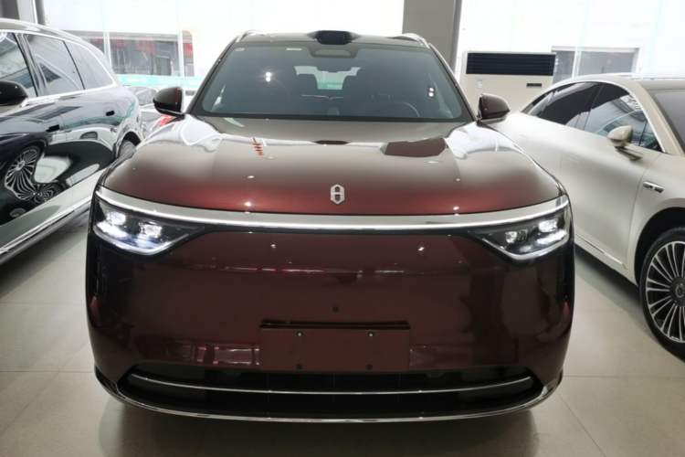 Used Hima AITO M8 2025 Extended-Range Ultra Version 53.4 kWh 6-Seater Edition Front
