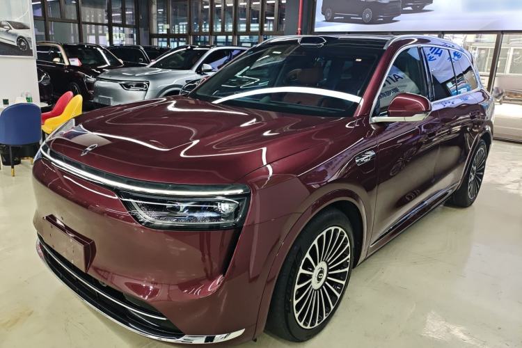 Used Hima AITO M8 2025 Extended-Range Ultra Version 53.4 kWh 5-Seater Edition Front Left 45 Deg