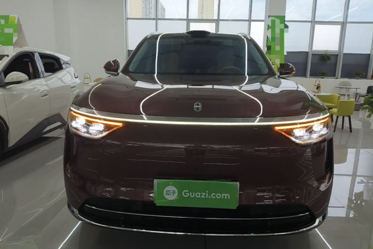 Used Hima AITO M8 2025 Extended-Range Max+ Version 53.4 kWh 6-Seater Edition Front