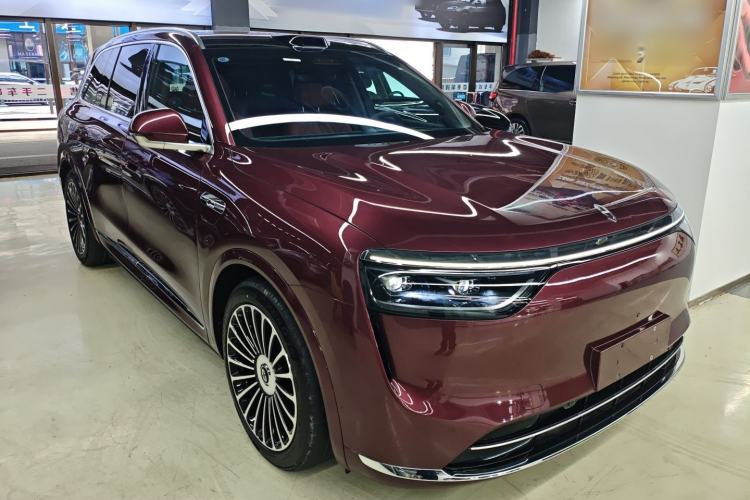 Used Hima AITO M8 2025 Extended-Range Ultra Version 53.4 kWh 5-Seater Edition Front Right 45 Deg