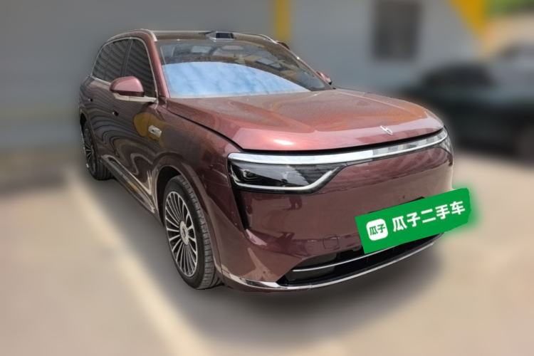 Used Hima AITO M8 2025 Extended-Range Max+ Version 53.4 kWh 5-Seater Edition Front Right 45 Deg