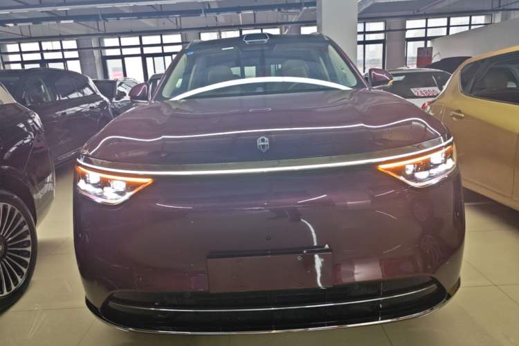 Used Hima AITO M8 2025 Extended-Range Ultra Version 53.4 kWh 5-Seater Edition Front