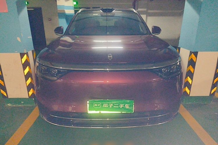 Used Hima AITO M8 2025 Extended-Range Max+ Version 53.4 kWh 6-Seater Edition Front