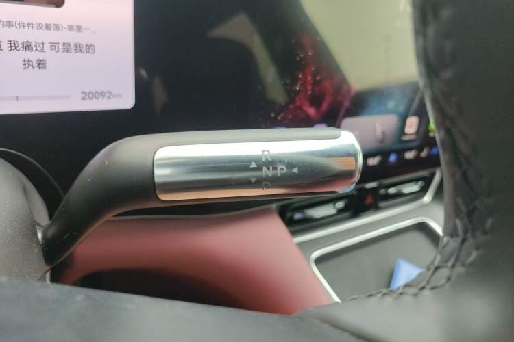 Used Hima AITO M8 2025 Model Range-Extended Ultra Version 53.4kWh 5-Seater (896-line LiDAR) Gear Lever