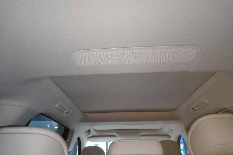 Used Hima AITO M8 2025 Extended-Range Ultra Version 53.4 kWh 5-Seater Edition Headliner