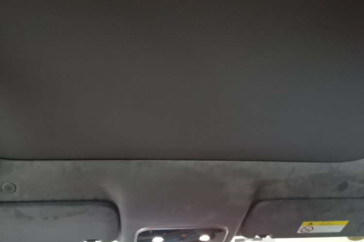 Used Hima AITO M8 2025 Extended-Range Ultra Version 53.4 kWh 6-Seater Edition Headliner