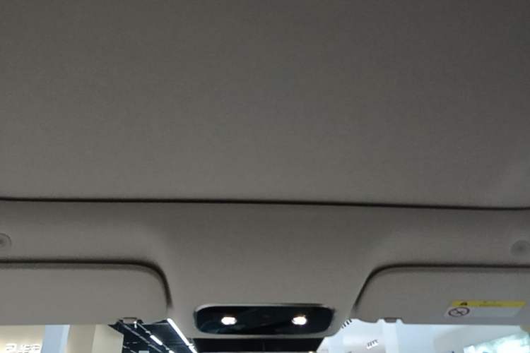 Used Hima AITO M8 2025 Extended-Range Ultra Version 53.4 kWh 5-Seater Edition Headliner