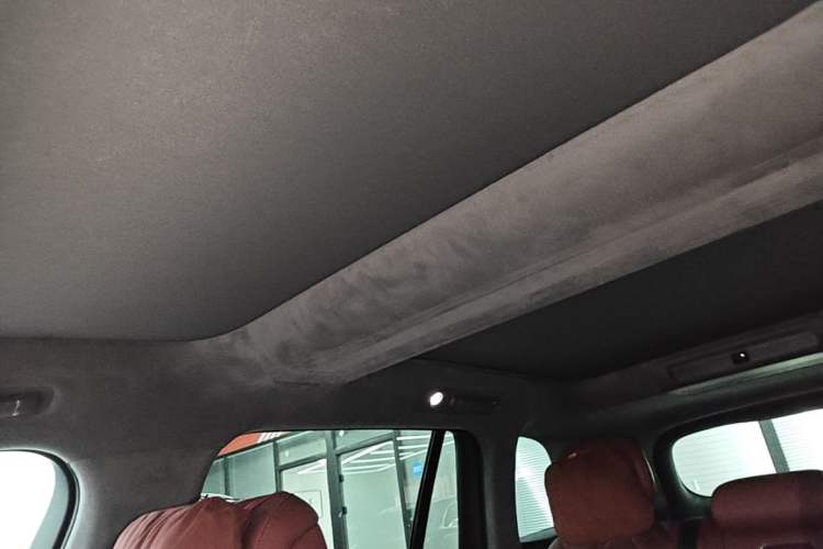 Used Hima AITO M8 2025 Extended-Range Ultra Version 53.4 kWh 5-Seater Edition Headliner
