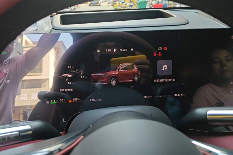 Used Hima AITO M8 2025 Extended-Range Ultra Version 53.4 kWh 6-Seater Edition Instrument Cluster