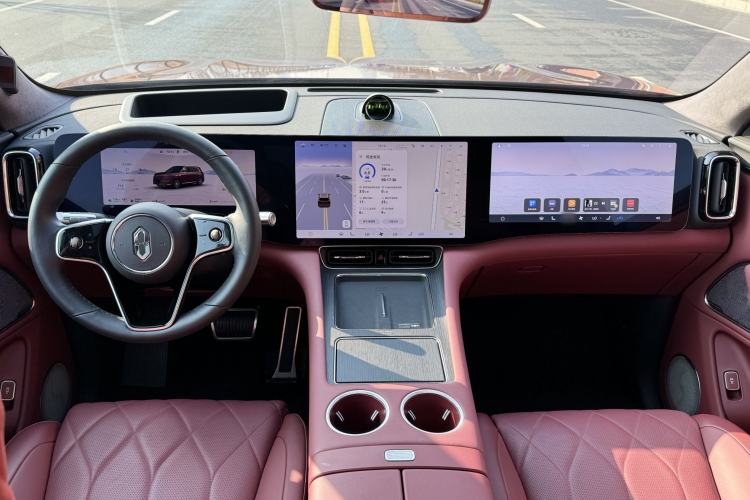Used Hima AITO M8 2025 Extended-Range Ultra Version 53.4 kWh 5-Seater Edition Interior 2