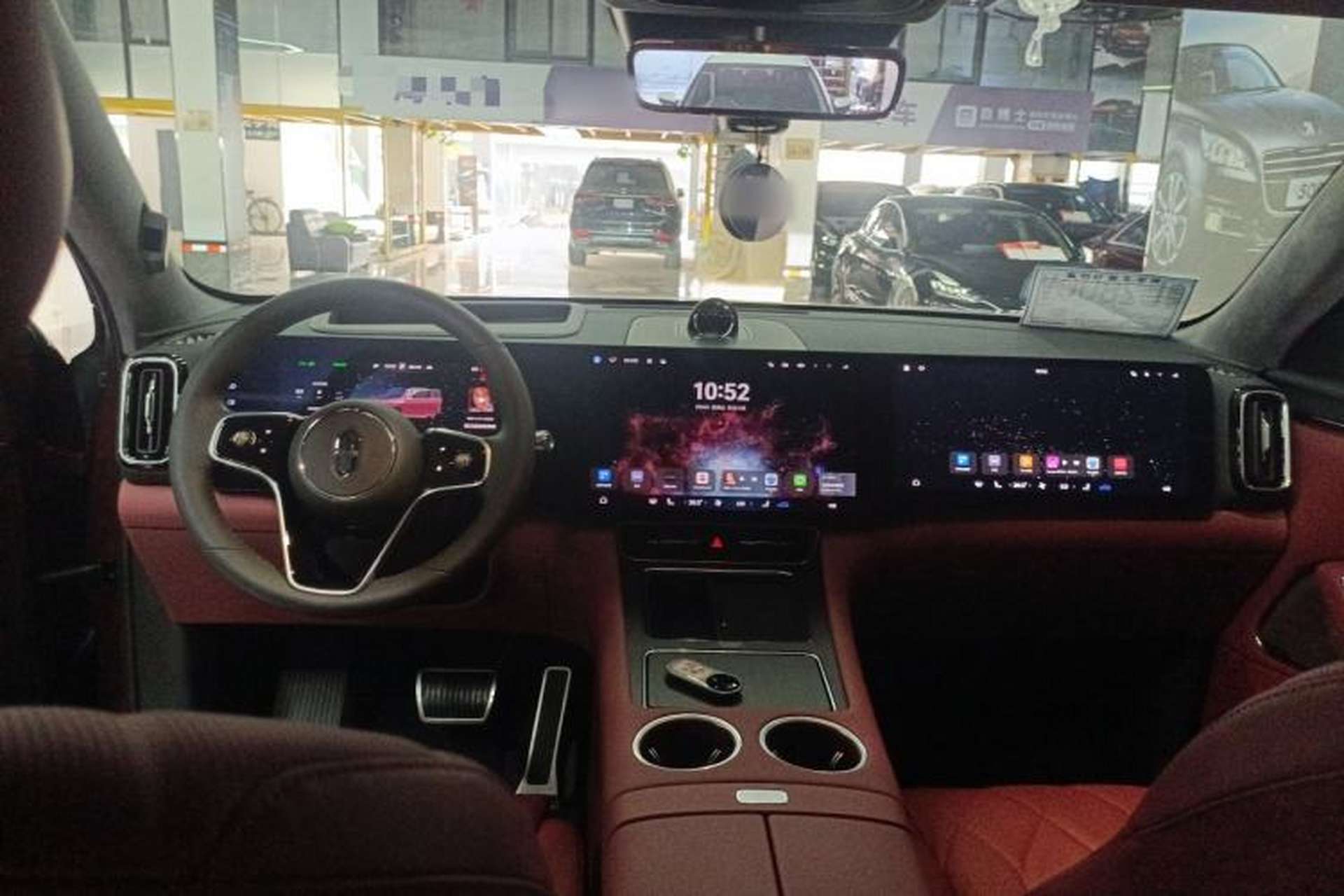 Used Hima AITO M8 2025 Extended-Range Ultra Version 53.4 kWh 5-Seater Edition Interior 2