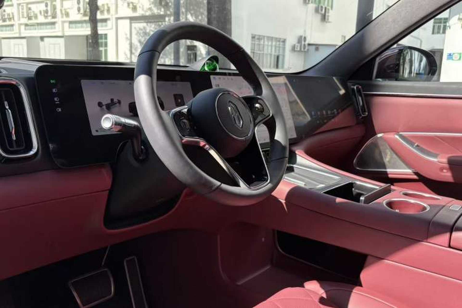 Used Hima AITO M8 2025 Extended-Range Ultra Version 53.4 kWh 5-Seater Edition Interior 2