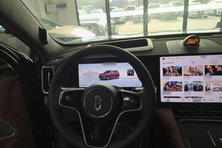 Used Hima AITO M8 2025 Extended-Range Ultra Version 53.4 kWh 5-Seater Edition Interior 2